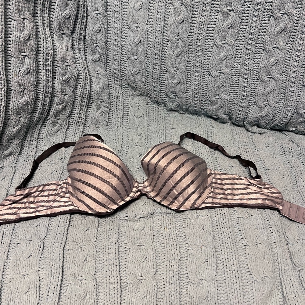 VS uplift semi demi (34D)